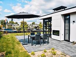 Luxury Waterfront Escape