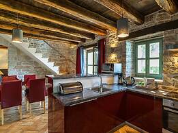 Villa Zvonar Comfortable Holiday Residence