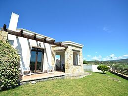 Villa in Alghero With Pool & Near Town