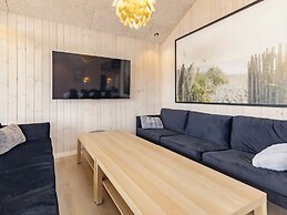 5 Star Holiday Home in Vaeggerlose