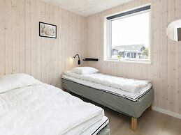 5 Star Holiday Home in Vaeggerlose