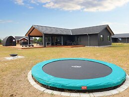 5 Star Holiday Home in Vaeggerlose