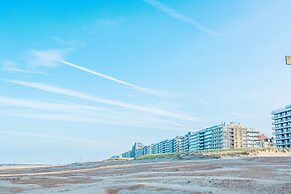 Seaside Serenity Apartment