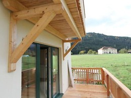 Spacious Chalet With IR Sauna and Whirlpool