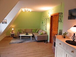 Schleiperle Modern Retreat
