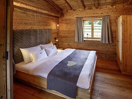 Alpgluck Chalet Modern Retreat