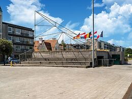 Bright Coastal Stay in Bredene