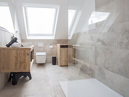 Helle und Moderne Wohnung in Neuastenberg