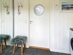 4 Star Holiday Home in Averoy