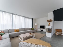 Waterfront Holiday Home in Arnemuiden