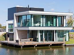 Waterfront Holiday Home in Arnemuiden