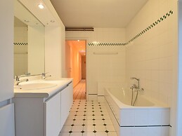 Beautifully Renovated House Centrally Located