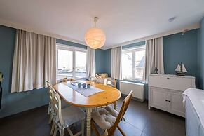 Quiet Apartment With Sunny Terrace