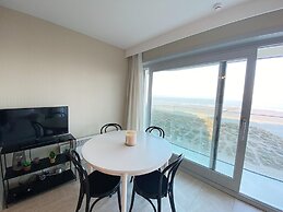 Beachside Stay With Views