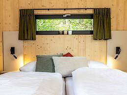 Modern Holiday Home With Skislope at 100 m