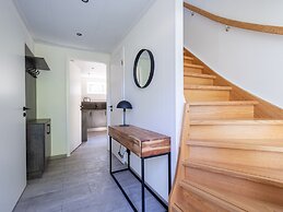 Family Villa in Forest Park