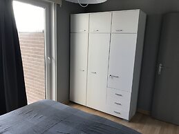 Cosy Apartment Near the Beach