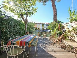Charming Holiday Home With Terrace