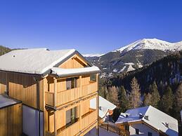 Holiday Apartment Near ski Slope