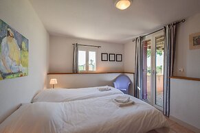 Pavilion Stay in Dordogne