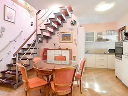 Charming Holiday Home With Private Pool