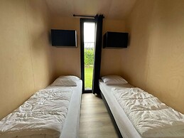 Chic Chalet Near Kuinderbos