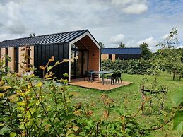 Chic Chalet Near Kuinderbos