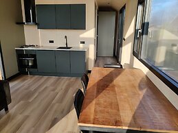 Chic Chalet Near Kuinderbos
