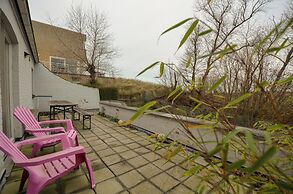 Quaint Villa With Enclosed Garden