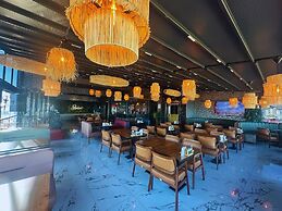 Ayatoure Hotel