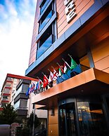 Ayatoure Hotel