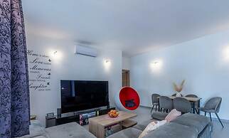 Georgine Comfortable Holiday Residence