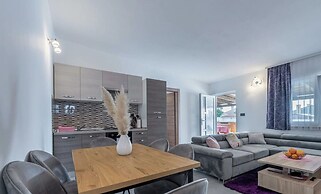Georgine Comfortable Holiday Residence
