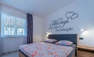 Georgine Comfortable Holiday Residence