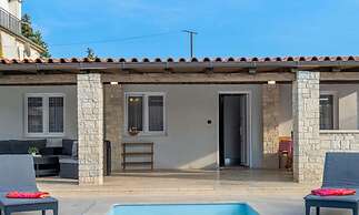 Georgine Comfortable Holiday Residence