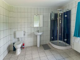 Family Villa Near Lake