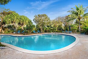 Pineapple Fields Boutique Condo Hotel