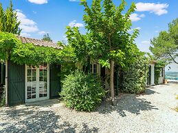 Charming Villa Stay Near Limoux