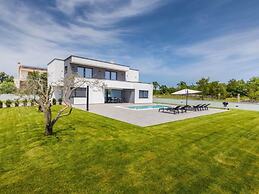 Villa Ana Skicini
