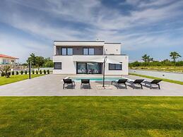 Villa Ana Skicini