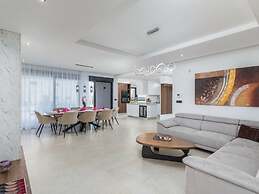 Villa Ana Skicini