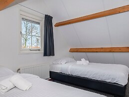 Holiday Home With Three Bedrooms, in Zeeland