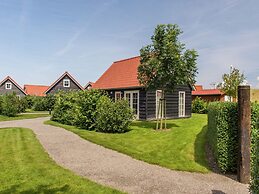Holiday Home With Three Bedrooms, in Zeeland