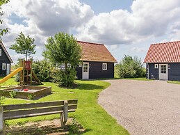 Holiday Home With Three Bedrooms, in Zeeland