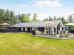 7 Person Holiday Home in Jerup