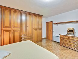 Villa in Torri del Benaco With Private Pool