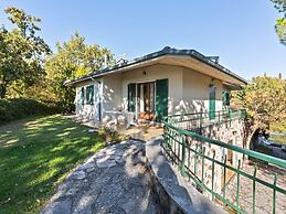 Villa in Torri del Benaco With Private Pool