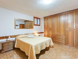 Villa in Torri del Benaco With Private Pool