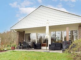 5 Person Holiday Home in Thyholm
