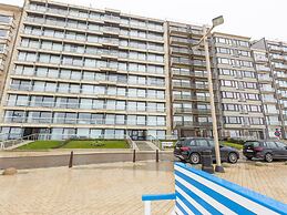 Charming Apartment Near the Beach